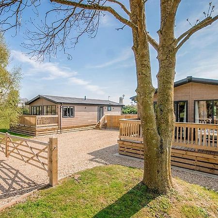 Hawthorn Glen Lodges 道纳姆马基特 外观 照片